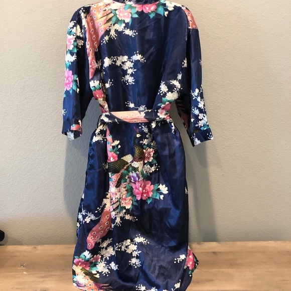 Bridal Floral Navy Blue Silky-Like Robe - Picture 3 of 6